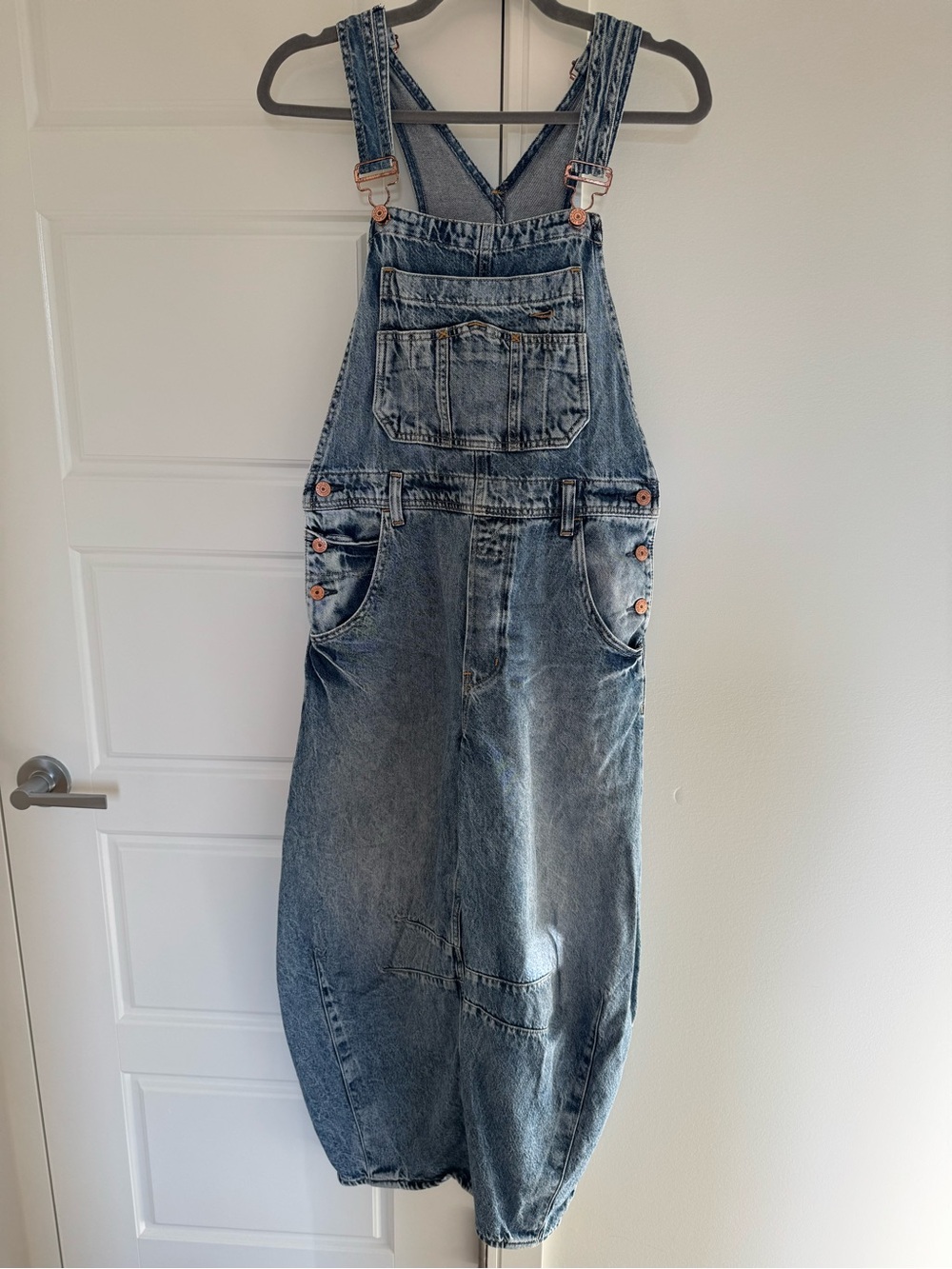 Gap horseshoe overalls